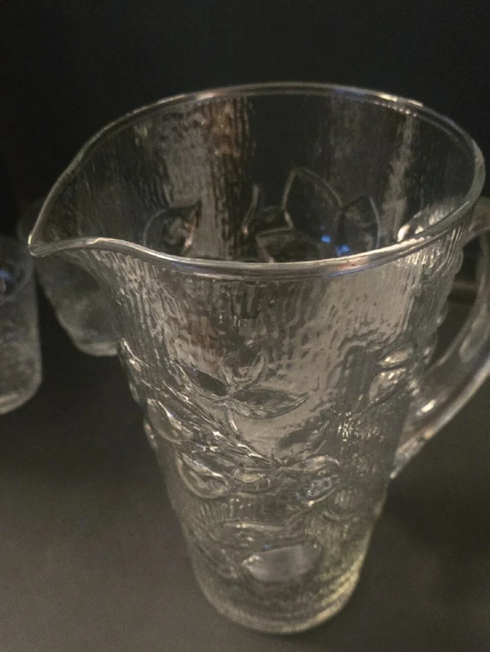 Williams Sonoma Clear Embossed Glass Juice Pitcher with 4 Matching Tumblers